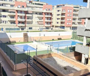 Alquiler de piso en Alfarnate - Photo 6