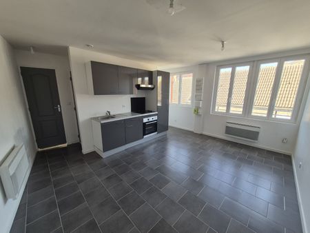 Location Appartement 2 pièces 35m² ANICHE 59580 - Photo 5