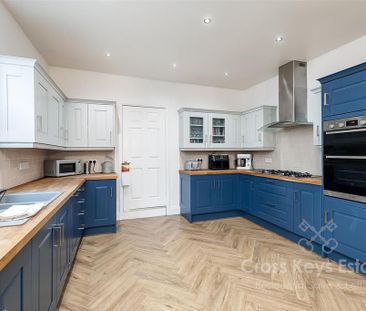 5 bedroom house to rent - Photo 1