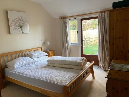 2 bedroom bungalow to rent - Photo 1