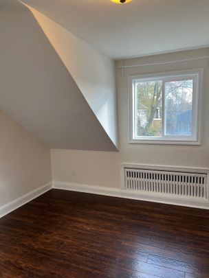 For Lease - 585 Byngmount Avenue Unit# Upper, Mississauga, Ontario - Photo 1