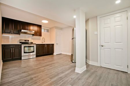 For Lease - 57 Belvedere Cres Crescent Unit# Lower, Richmond Hill, Ontario - Photo 3