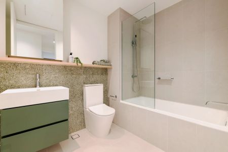 3 Bed 2 Bath(Furnished) - Photo 4