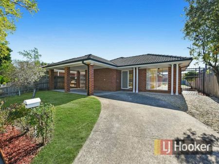 77 Strathaird Drive, Narre Warren South VIC - Photo 5