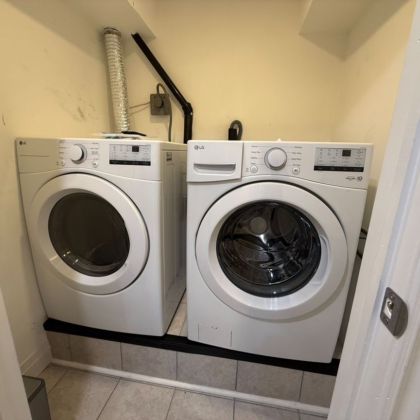 For Lease - 28 Huntley Court Unit# Bsmt, Brampton, Ontario - Photo 1