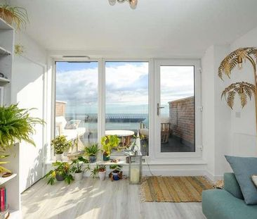 Crest Way, Blyth, NE24 - Photo 2