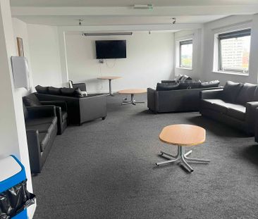 Double Partly Accessible Studio - Photo 4