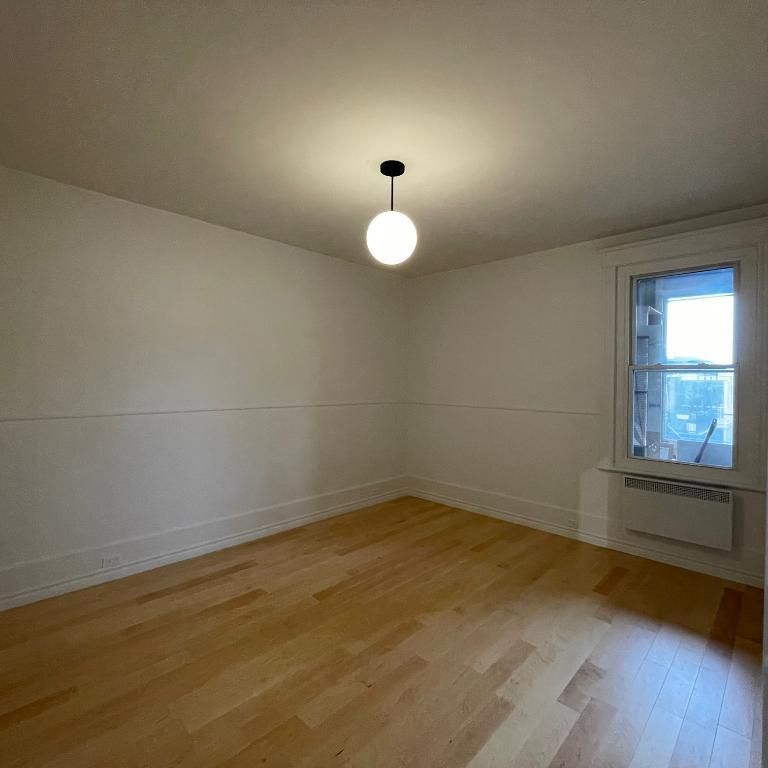 Grand 7 1/2 - Quartier Montcalm - Photo 1