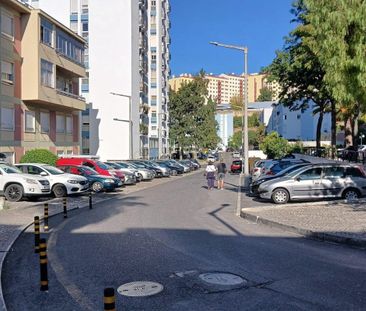 Odivelas, Lisbon - Photo 1