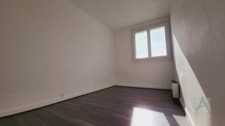 Location Appartement 3 pièces 72m² CHAMBERY 73000 - Photo 5