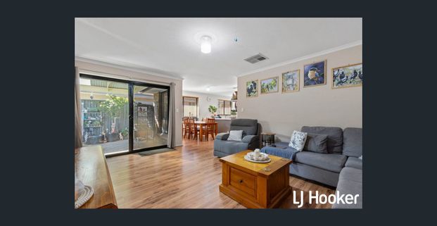 Charming Family Home - Photo 1