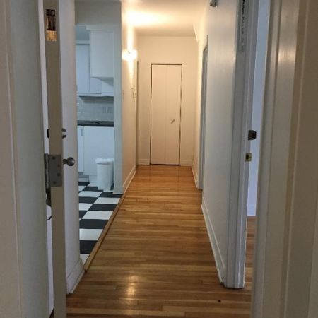 Grand 3 1/2 au coeur du campus de l'UdeM/Poly/HEC - Photo 3