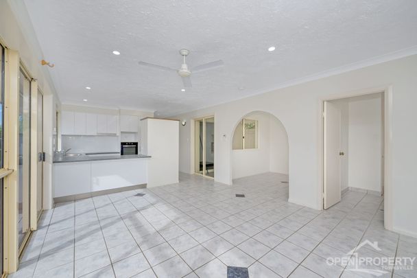 33A Templeton Cres, Douglas QLD 4814 - House For Rent | Domain - Photo 1