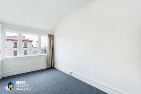 Sunny Bright Rooms *Two Weeks Rent Free - Photo 3