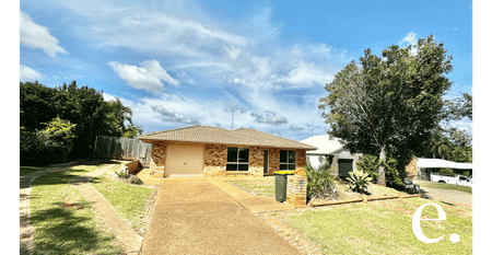 Spacious 4-Bedroom Brick Home in Prime Avoca Location - SHED SHED SHEDS - Photo 4