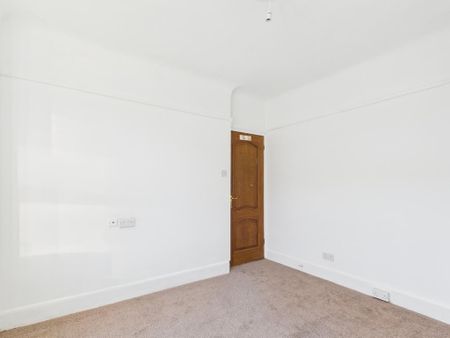 3 bedroom detached bungalow to rent - Photo 5