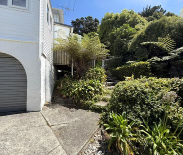 163B Miromiro Road, Normandale - Photo 1