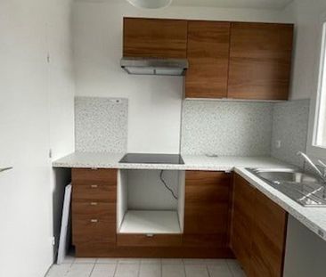 Appartement à louer 2 pièces • 55 m2 Tremblay-en-France - Photo 4