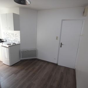 Studio de 12.45 m², rue saint Eloi, Wazemmes réf 216-001 - Photo 2