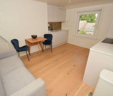1 bedroom flat to rent - Photo 2