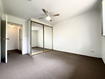 Wentworthville - Photo 2