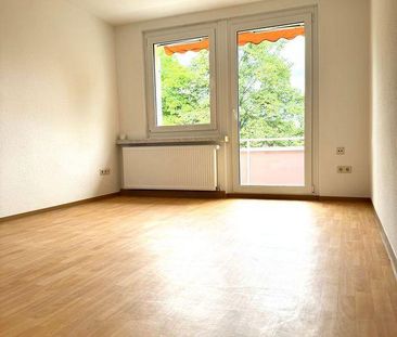 Attraktive kleine 3-Raum-Wohnung - Erstbezug nach umfangreicher San... - Foto 1