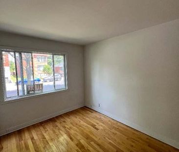 À louer - Appartement 3.5 rénové pour novembre 2025 - Photo 3