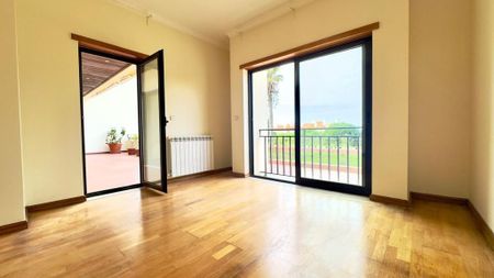 3 room luxury Apartment for rent in Sintra, Portugal - Photo 2