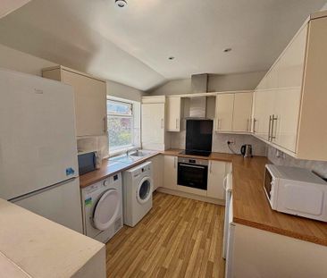 4 bedroom house share to rent - Photo 2