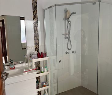 Woolloomooloo - Photo 1