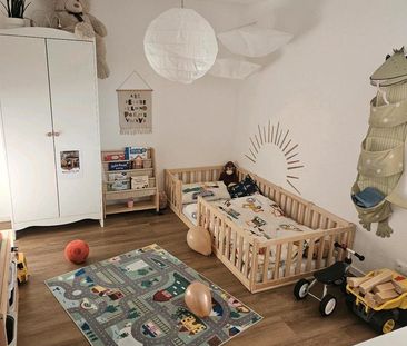 5 ZKB, Gäste-WC, Garage, Keller, Balkon - Foto 1