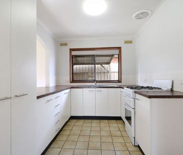SPACIOUS TWO-BEDROOM UNIT WITH PRIVATE YARD - Photo 2