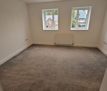 3 bedroom semi-detached house to rent - Photo 6