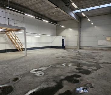 Ruime bedrijfsruimte van ca. 220m² te Turnhout - Photo 2