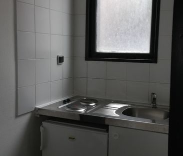 Location Appartement 1 pièce 24m² ELBEUF 76500 - Photo 2