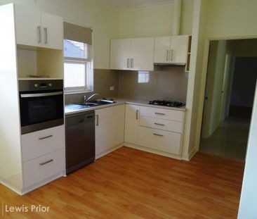 Affordable Homette In Great Location - Photo 2