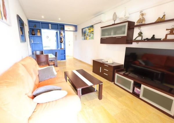 Apartamento bajo en Aguamarina.