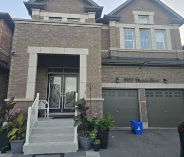 For Lease - 1053 Orenda Street, Pickering, Ontario - Photo 3