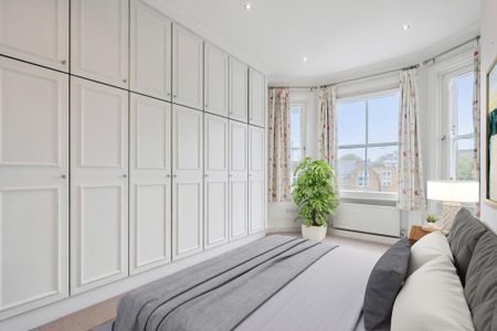 4 bedroom flat to rent - Photo 4