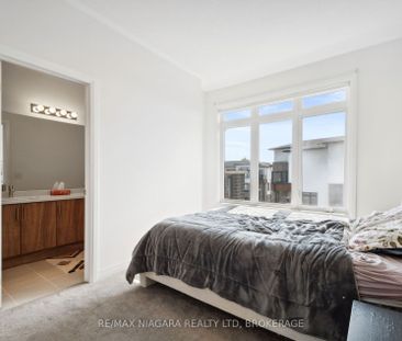 For Lease - 2 Sidney Rose Common, St. Catharines, Ontario - Photo 2