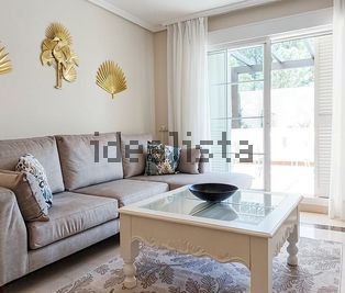 Alquiler de piso en Camino del Pinar - Photo 1