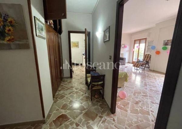 Casa a Palermo in via Giacomo Besio