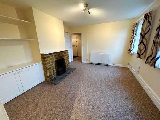 Friars Hill, Wroxton, OX15 - Photo 1