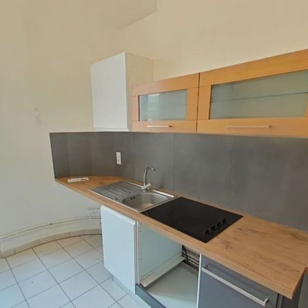 APPARTEMENT T5 A LOUER - Photo 3