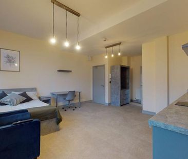 Studio to rent - Photo 3