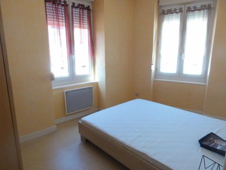 Location Appartement 2 pièces 39m² LE CREUSOT 71200 - Photo 5