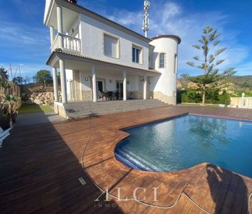 4 room luxury Villa for rent in Rincón de la Victoria, Andalusia - Photo 6