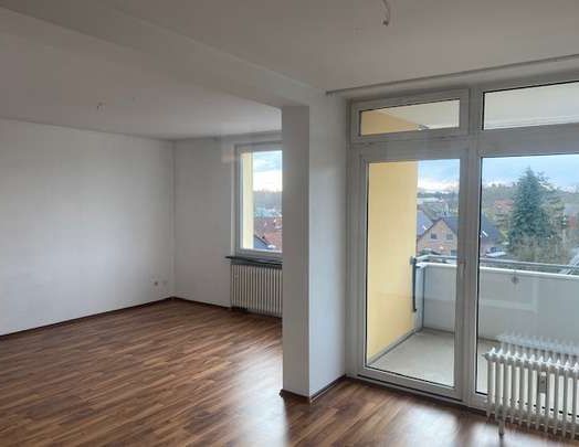 Gemütliche 2, Zimmer Wohnung mit Balkon und Einbauküche - Foto 1