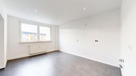 Attraktive Optik, charmanter Inhalt, sonniges Gemüt! Große 3-Raum-Wohnung mit Specials zum Verlieben - Foto 2