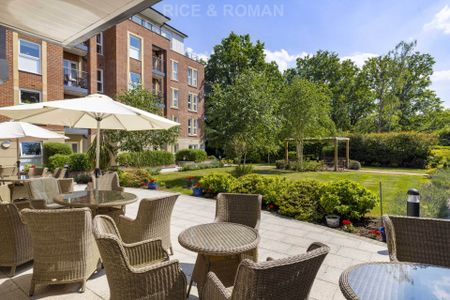 2 Bedroom Apartment, Augustus House – Virginia Water - Photo 4